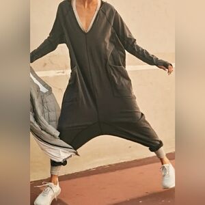 NWOT FP Movement Hot Shot Long Sleeve Stretch Cotton Jumpsuit Size Small